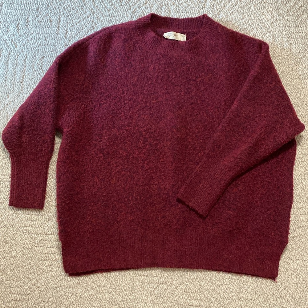 RD Style knobby finish, drop shoulder  burgundy sweater.